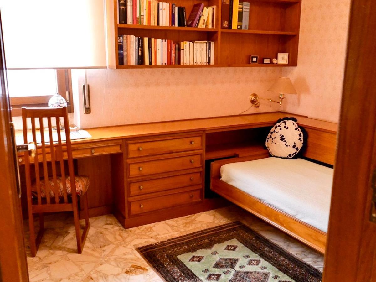 47, Vittorio Veneto Hotel Locorotondo Bagian luar foto