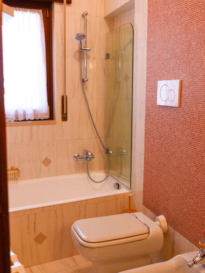 47, Vittorio Veneto Hotel Locorotondo Bagian luar foto
